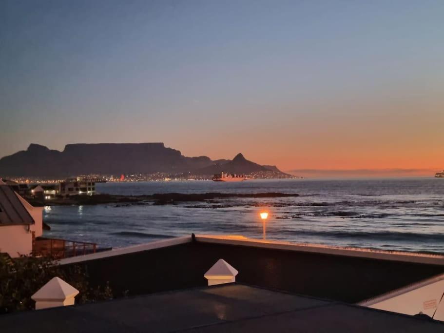 Apartment Cape Town, Sea Point, Beautiful 2 Bedroom @tucked Away *